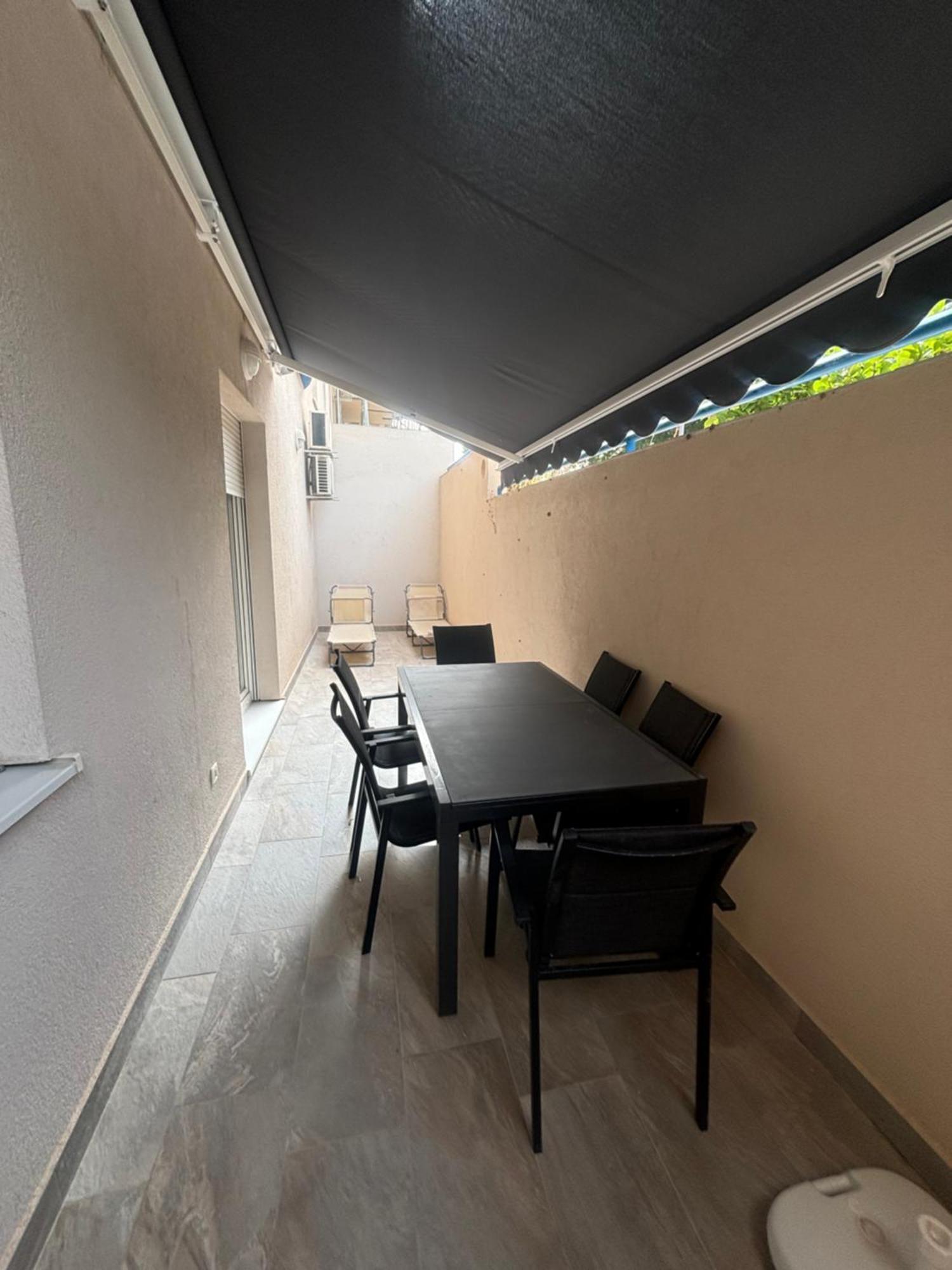 Apartment Dalmatinos Split Znjan Exterior foto
